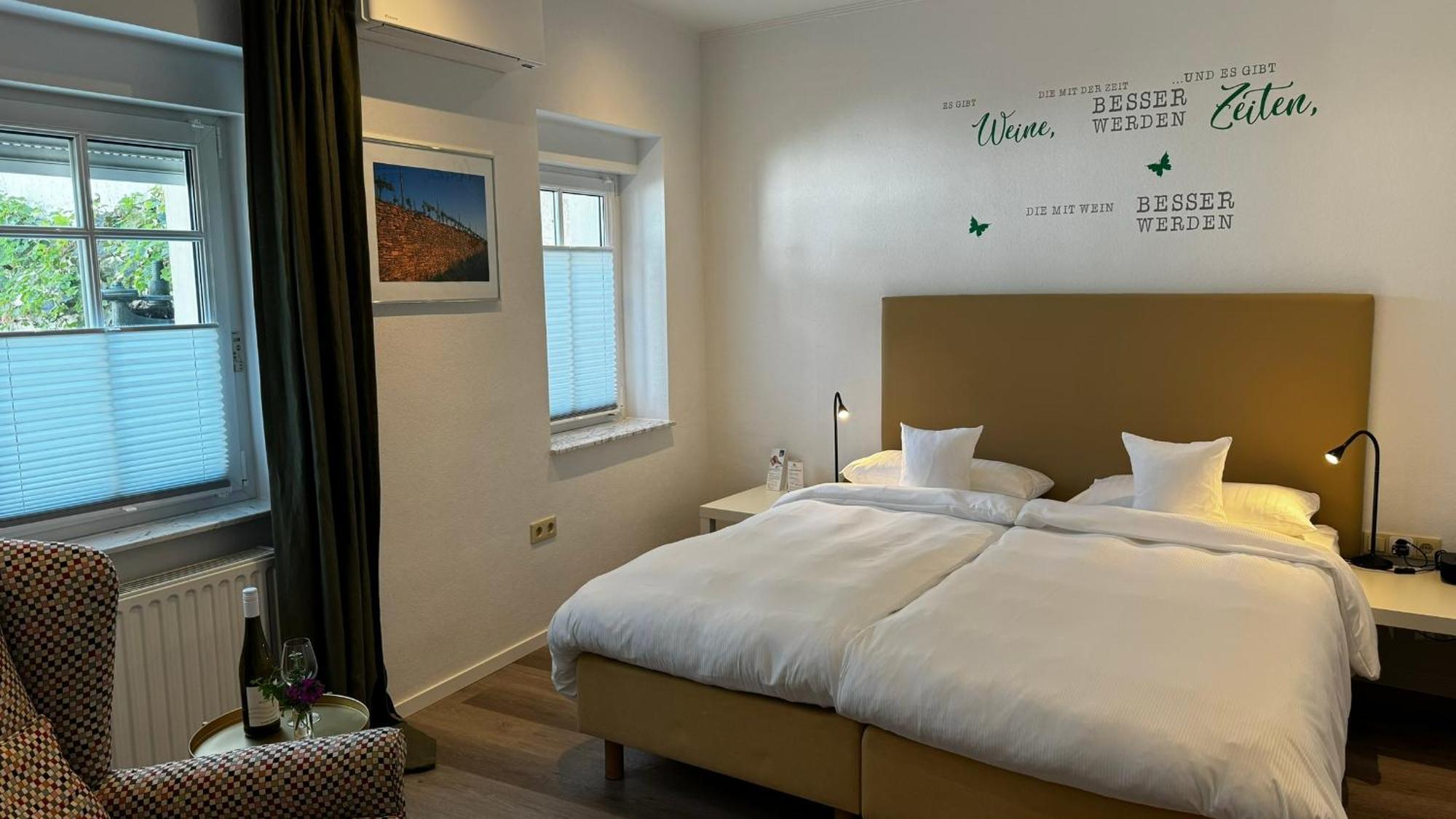 Rhein-Hotel נירשטיין מראה חיצוני תמונה